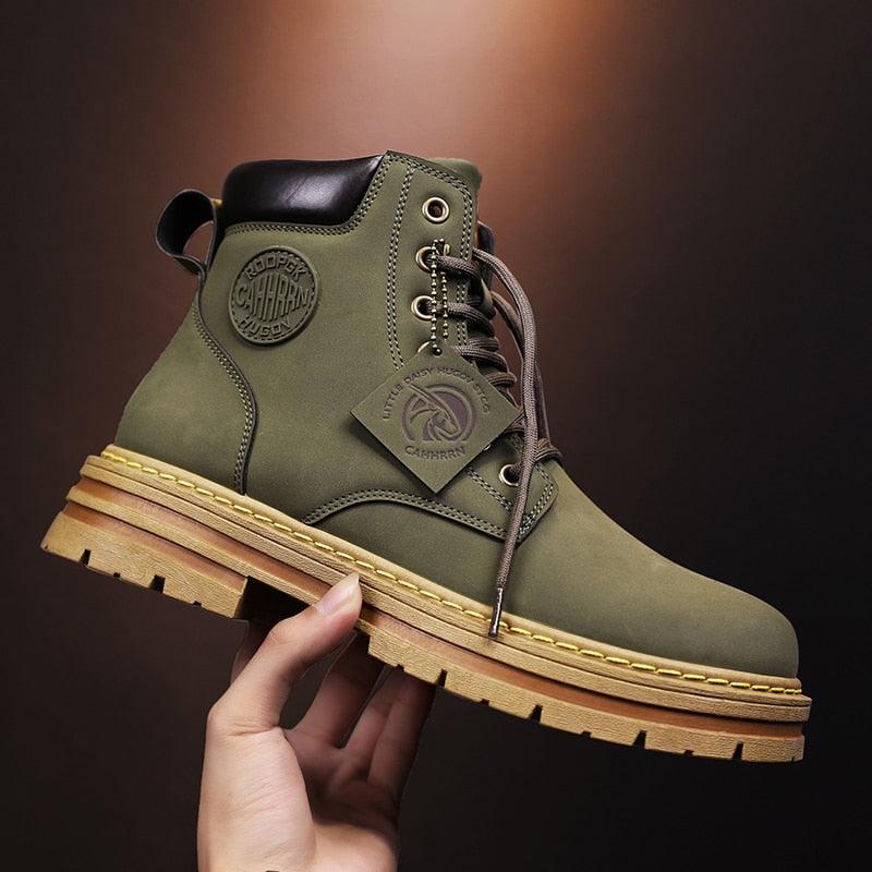 Bota Coturno Masculina - Durabilidade e Estilo