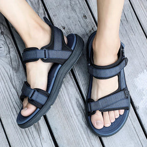 Sandália Masculina Antiderrapante com Fechamento em Velcro