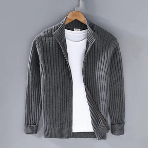 Cardigan Masculino com Zíper e Gola Alta - Outono/Inverno 2024